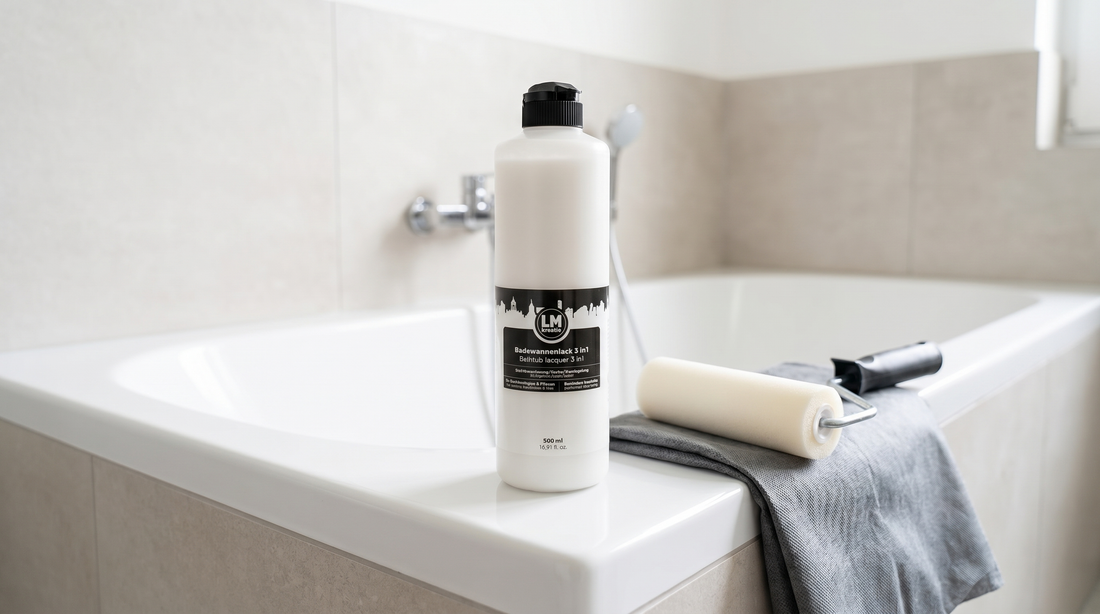 LM Kreativ Badewannenlack 3in1 2K Flasche auf frisch beschichteter weißer Badewanne