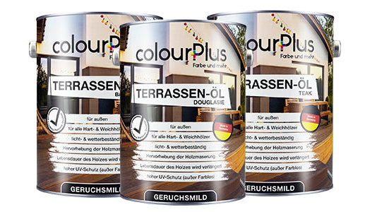 Drei Gebinde ColourPlus Terrassenöl in den Farbvarianten Bangkirai, Teak und Douglasie als 2,5 Liter Dosen