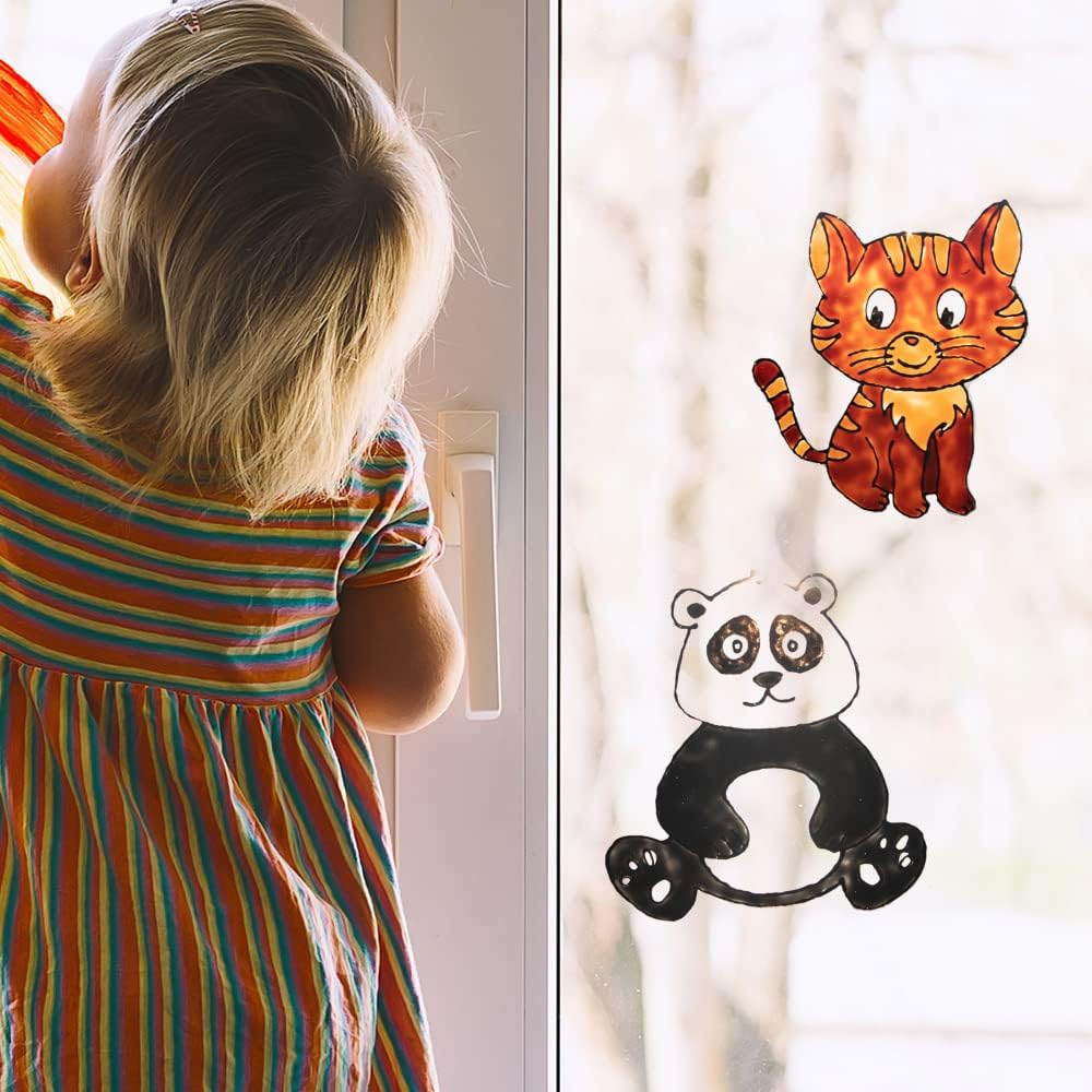 Tiermotive wie Katze und Panda als abziehbare Fensterbilder mit dem LM Kreativ Window Color.