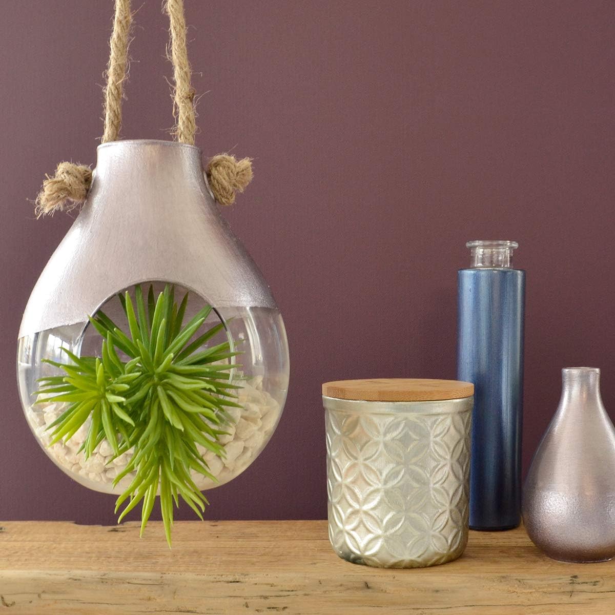 Mit Viva Decor Maya Gold veredelte Wohnaccessoires – metallisch schimmernde Deko mit edlem Finish