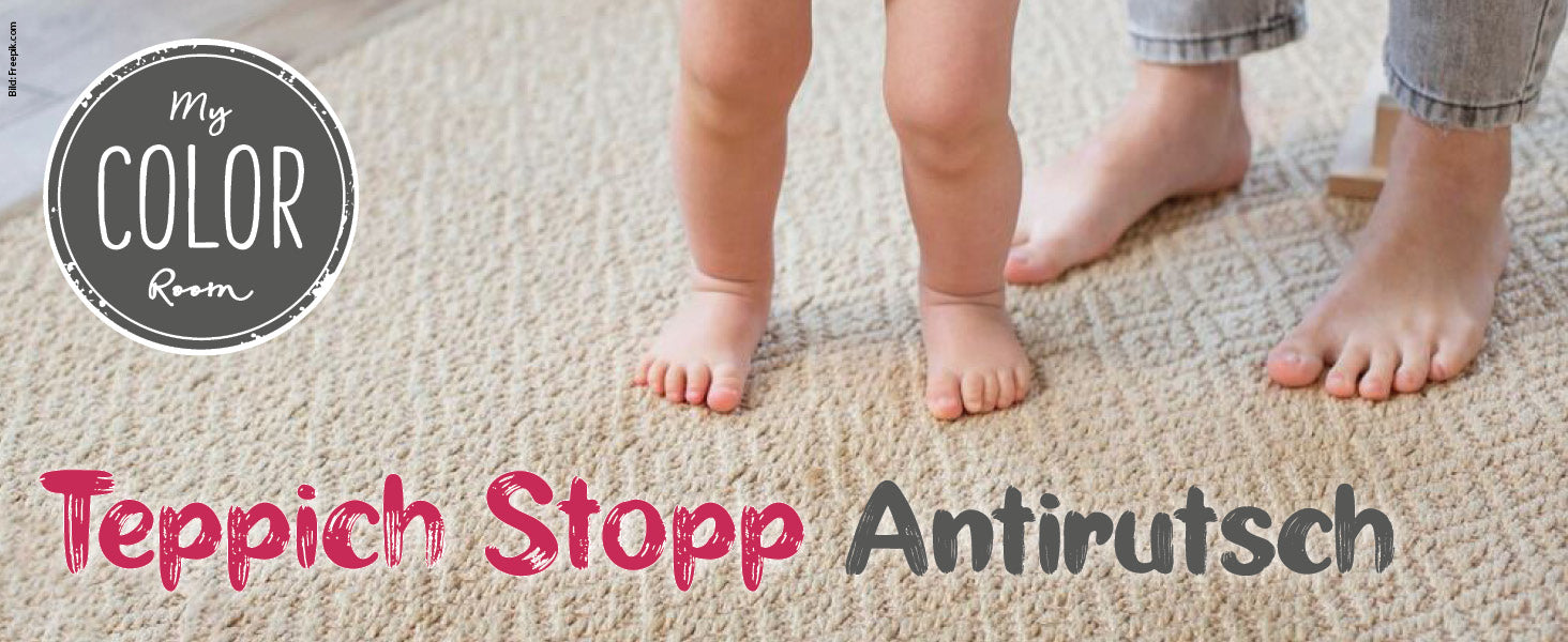 Headerbild zu My Color Room Teppich Stopp Transparent mit Kind und erwachsener Person barfuß auf hellem Teppich.